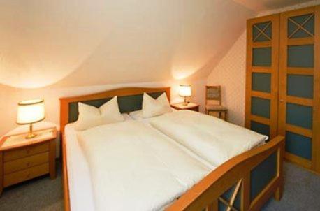 Beningaburg Hotel Dornum Room photo